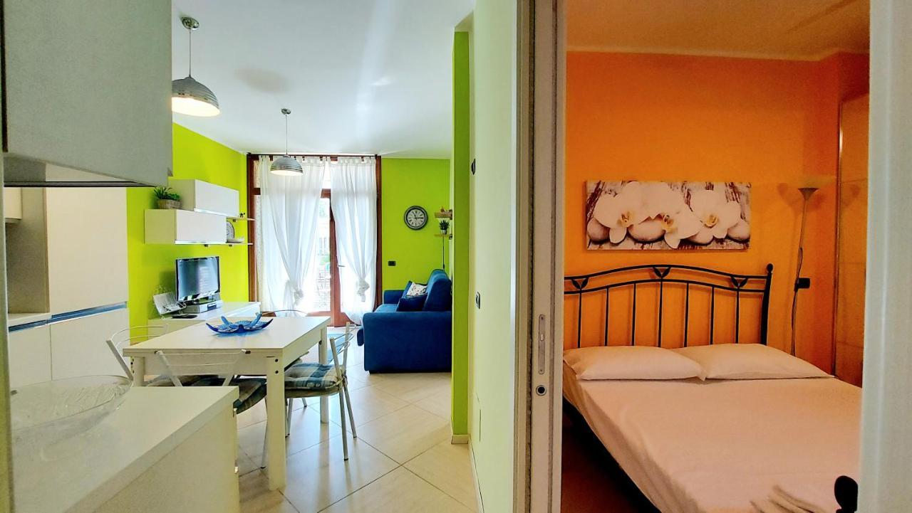Colors POOL apartment Bardolino Extérieur photo