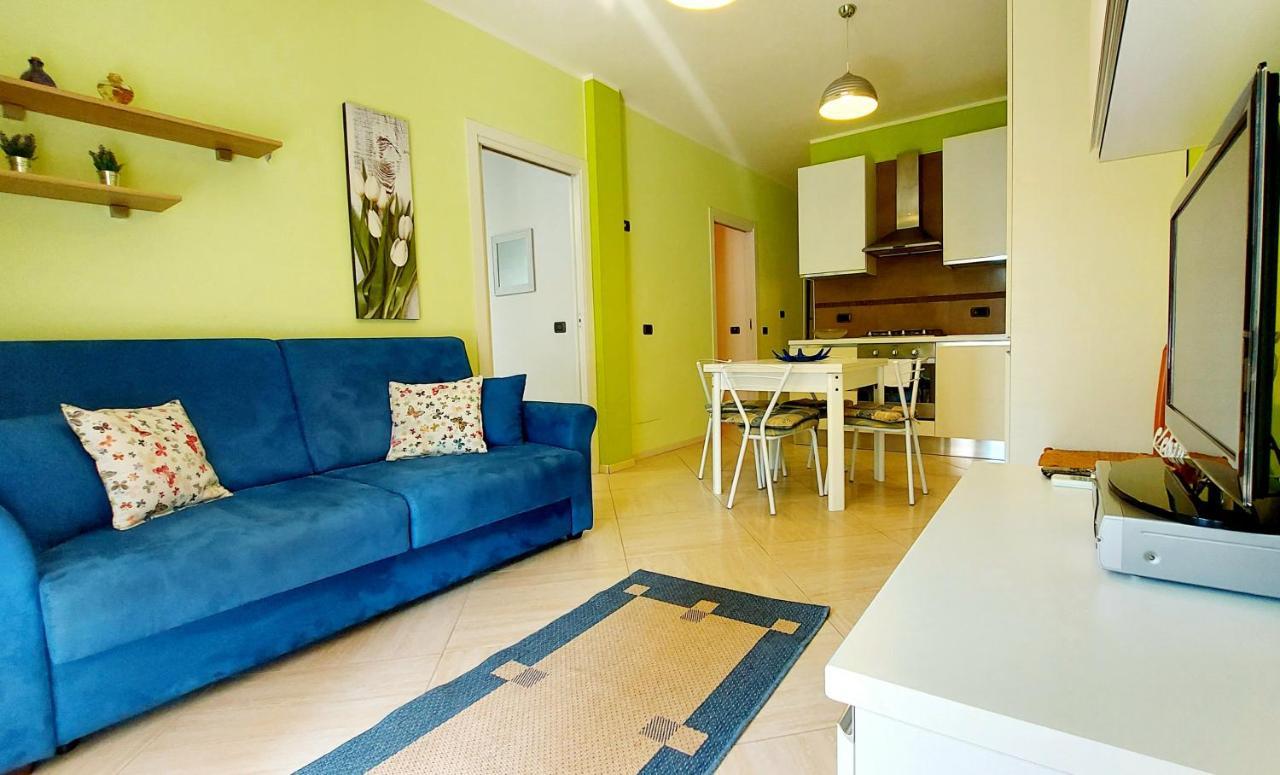 Colors POOL apartment Bardolino Extérieur photo